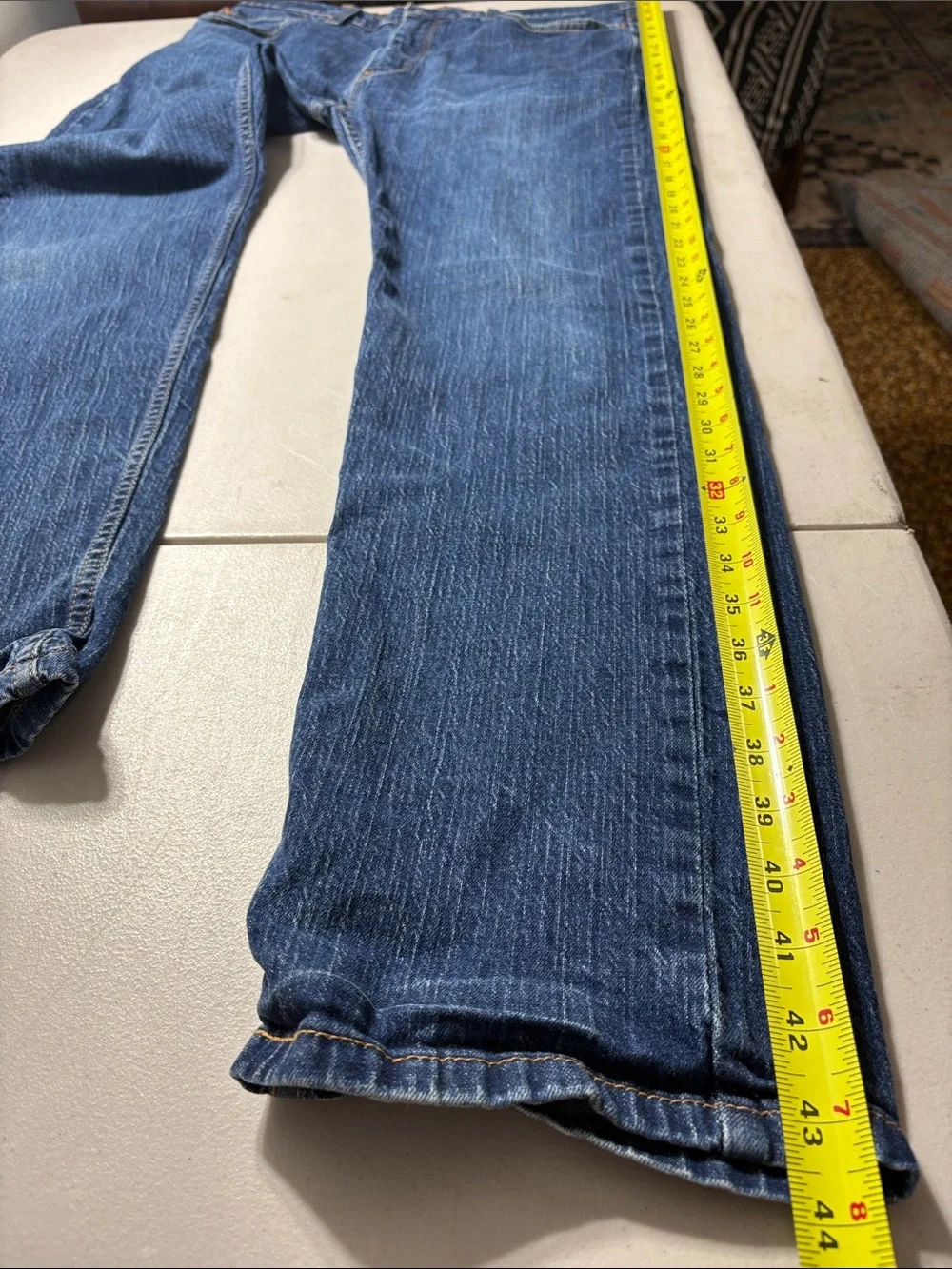 Levis medium dark